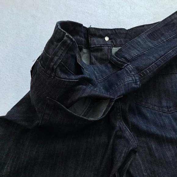 Kut from the Kloth NWT Dark Wash Nicole Bermuda Shorts Women 4 - Picture 5 of 11